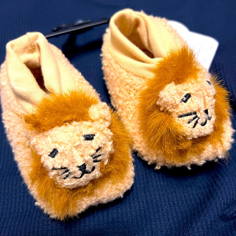Brand new toddler size 2 little boys slippers.  So cute